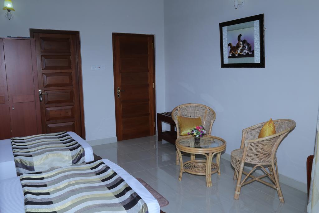 New Madara Residence Kandy Habitación foto